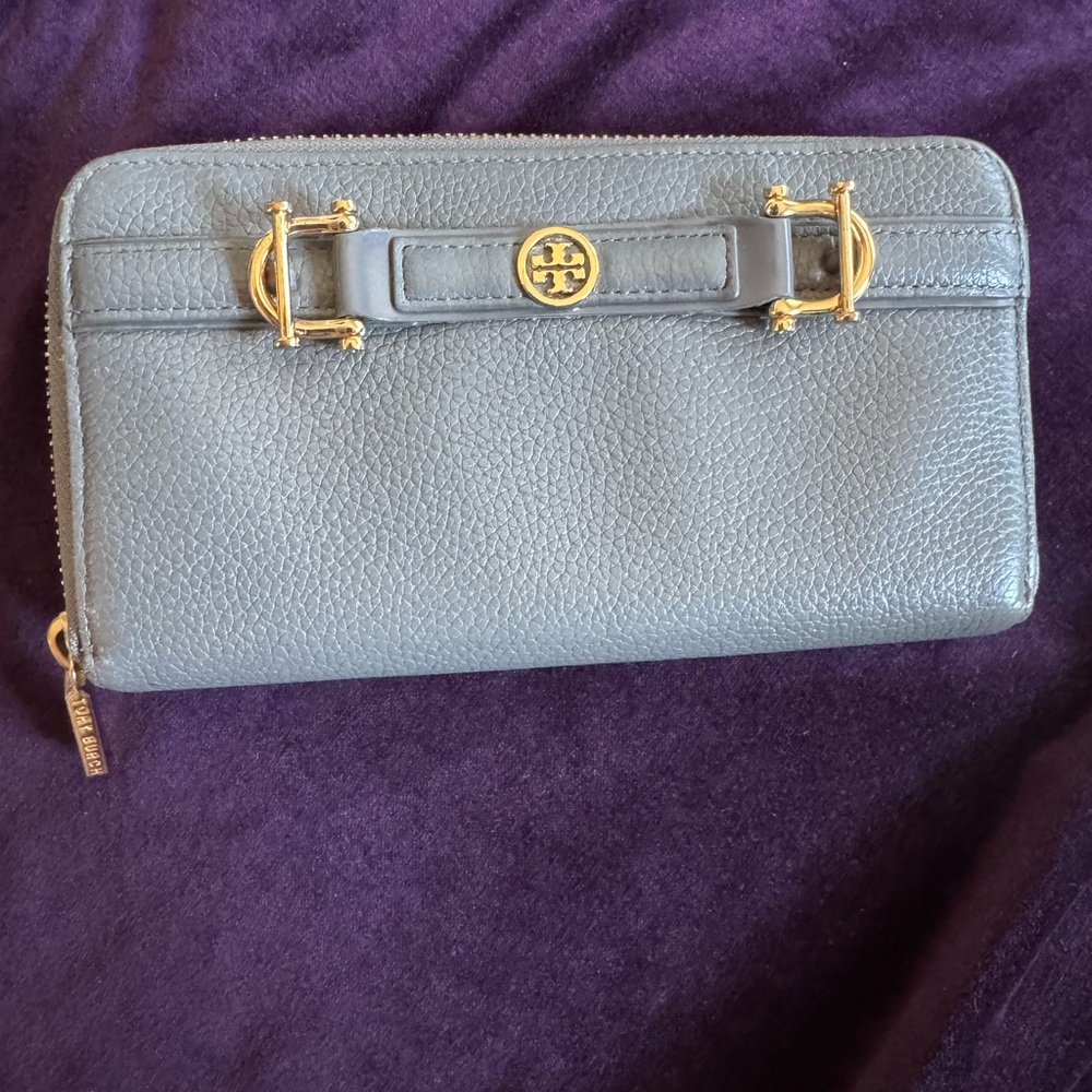 Tory Burch Gray Leather Zip Around Wallet